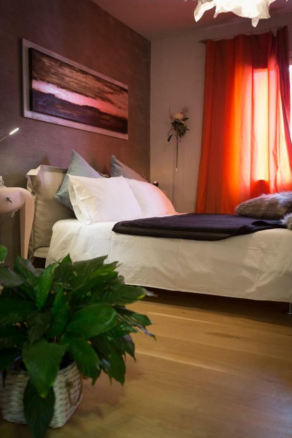 Kia Ora Suite Apartment San Zenone Екстериор снимка