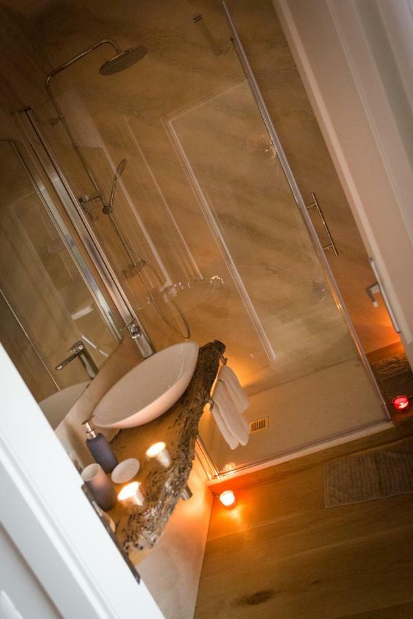 Kia Ora Suite Apartment San Zenone Екстериор снимка